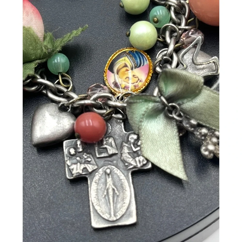 Rasa Signed Peach Green Beaded Pink Rose Religious Themed Charm Dangle‎ Bracelet